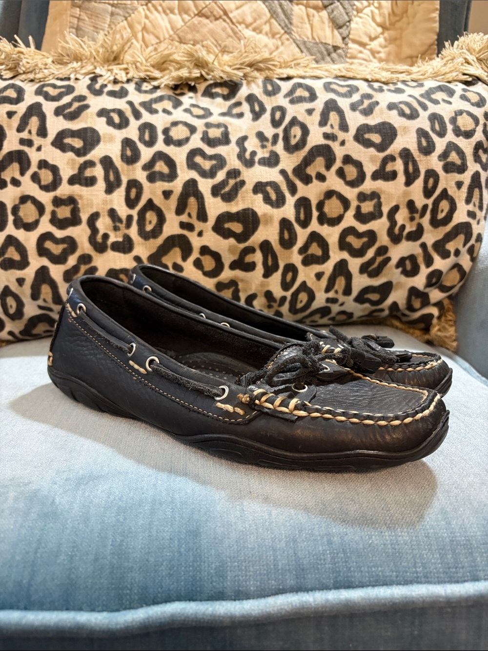 L.L. Bean women’s Black Leather Moccasin Loafers with Contrast Stitching